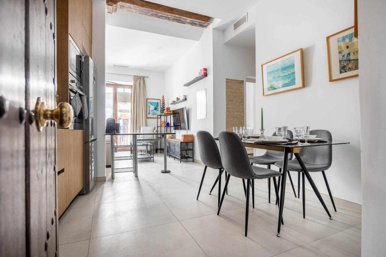 Comfy Away - Apartamento Exclusivo Mercado De Triana Con Balcon Sevilha Exterior foto