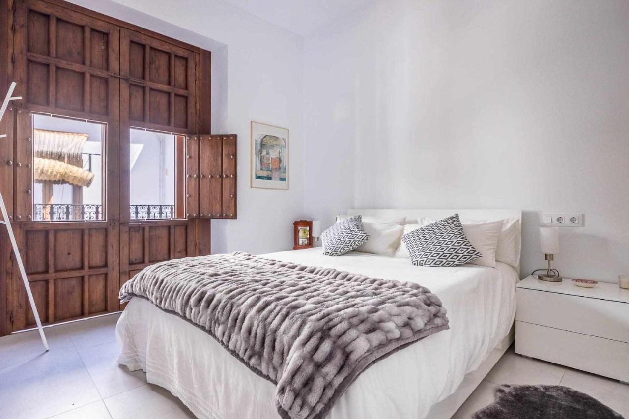 Comfy Away - Apartamento Exclusivo Mercado De Triana Con Balcon Sevilha Exterior foto